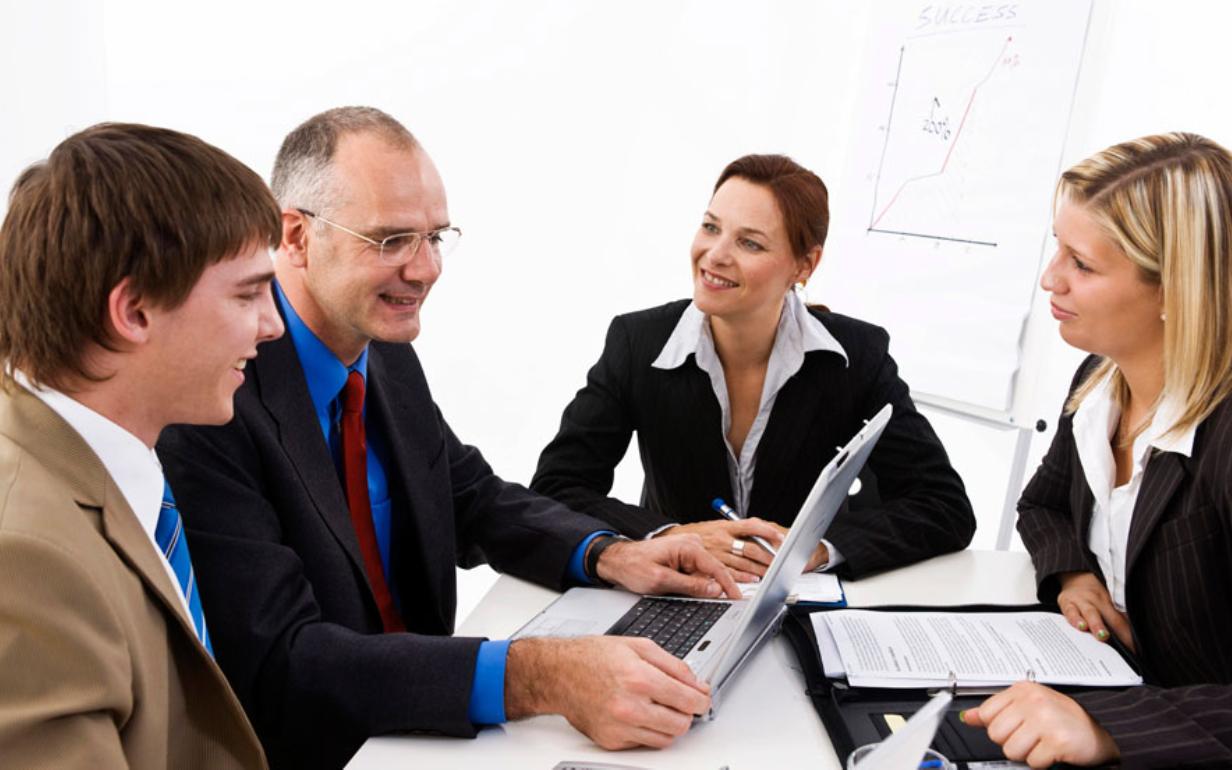 Bahnbrechende Paradigmen: Unternehmensdienstleistungen